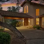Villa Espanola